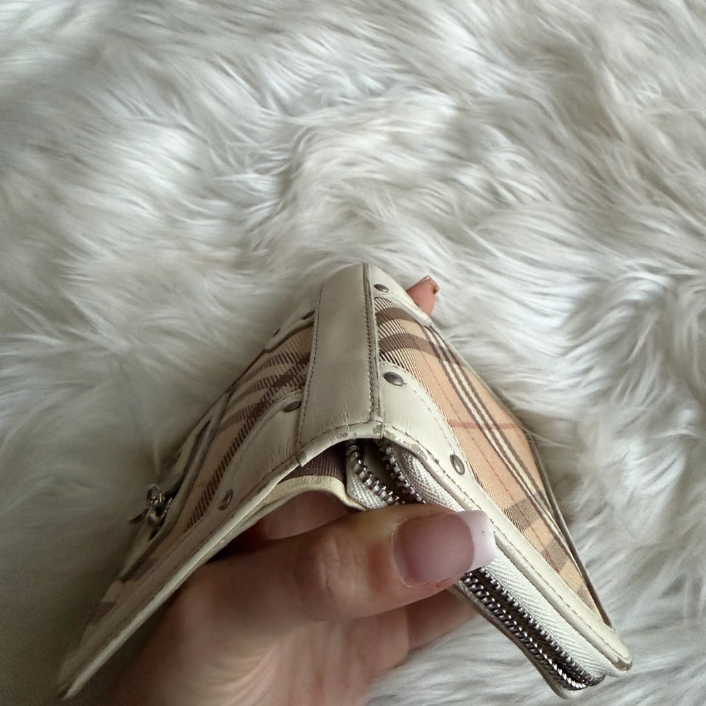 Burberry Plaid Compact Zip Wallet - Picture 6 of 10